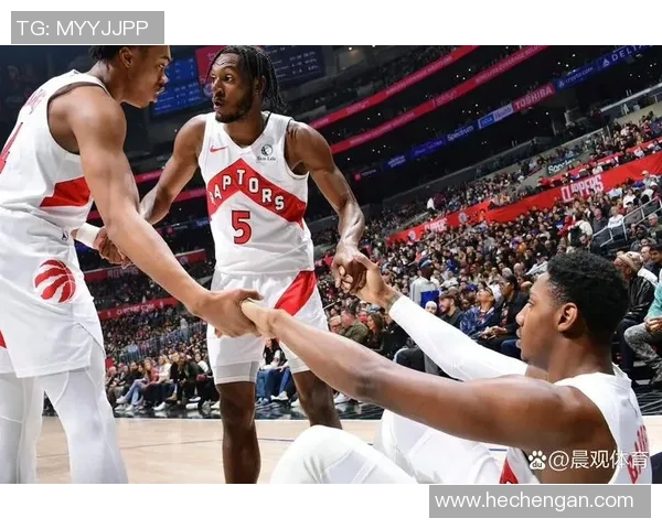 伊曼纽尔奎克利在NBA赛季中的精彩表现与未来潜力分析